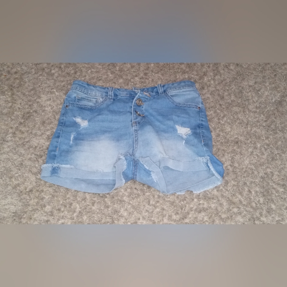 Women's No Boundaries Jean Shorts Size 9 Color Blue High-rise Cuffed Distressed